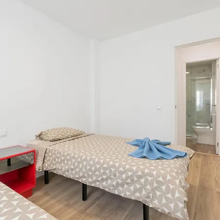 Appartamento Spacious 3br With Pool, Wifi & Near Callao Salvaje