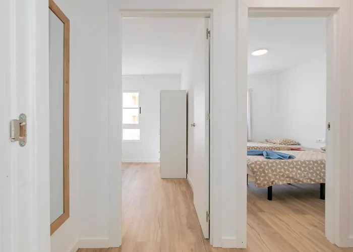 Apartamento Spacious 3br With Pool, Wifi & Near *