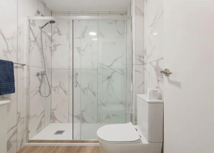 شقة Spacious 3br With Pool, Wifi & Near