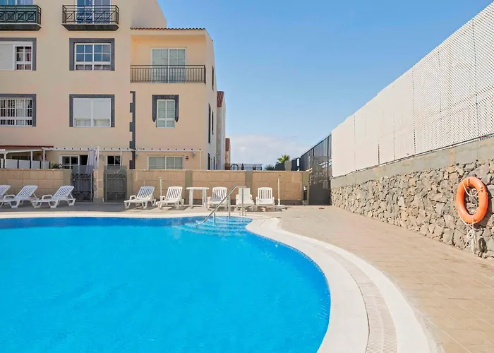شقة Spacious 3br With Pool, Wifi & Near