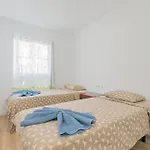 Spacious 3br With Pool, Wifi & Near