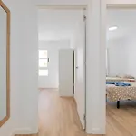شقة Spacious 3br With Pool, Wifi & Near *