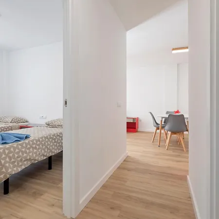 アパート Spacious 3br With Pool, Wifi & Near