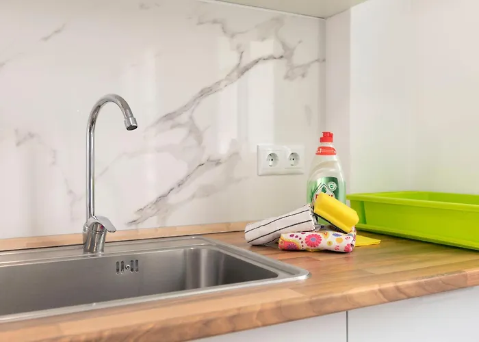 Spacious 3br With Pool, Wifi & Near Appartement